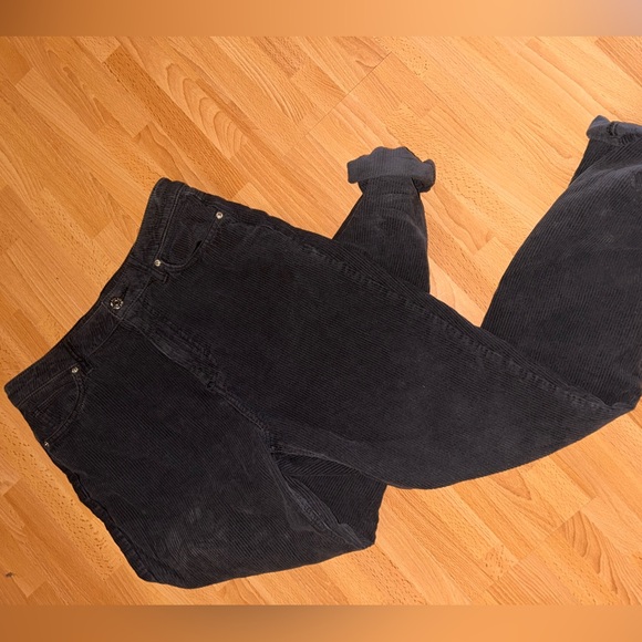 BDG corduroy mom pants size 28 - Picture 3 of 7